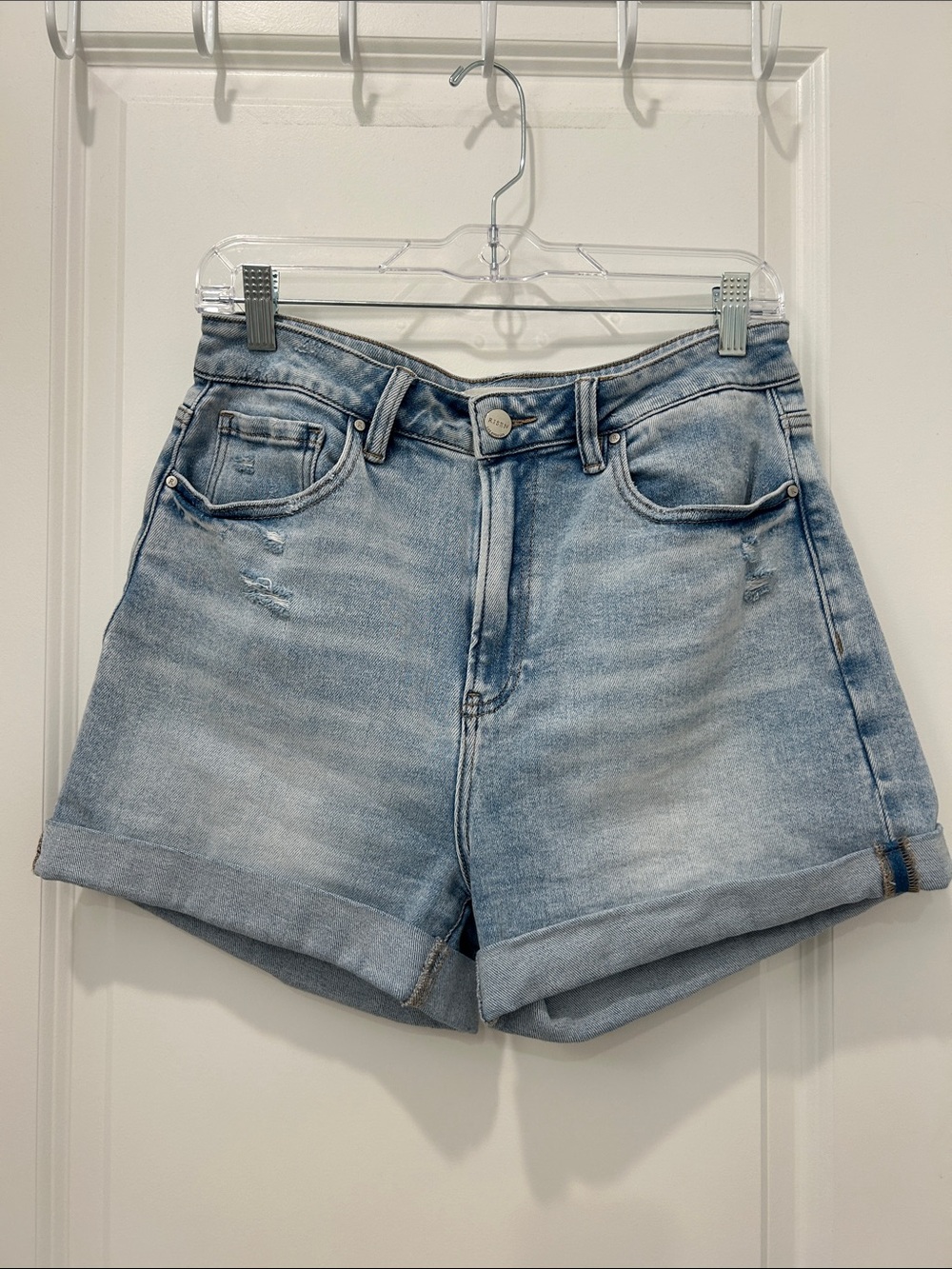 Risen Jeans Stretchy High-Rise Light Wash Rolled Hem Denim Shorts